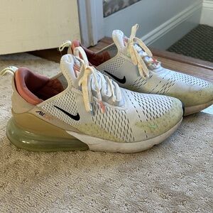 Nike Air Max 270 men’s 13 White Sanddrift
